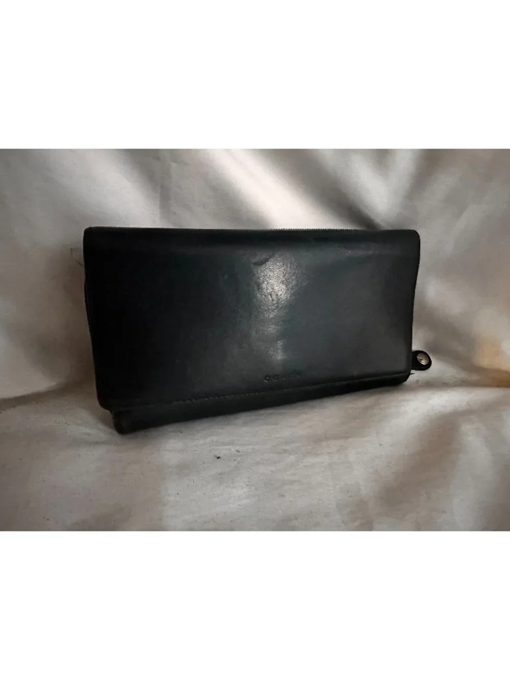 Coach Legacy Black Vintage Trifold leather Wallet With Checkbook Pocket Zip Arou